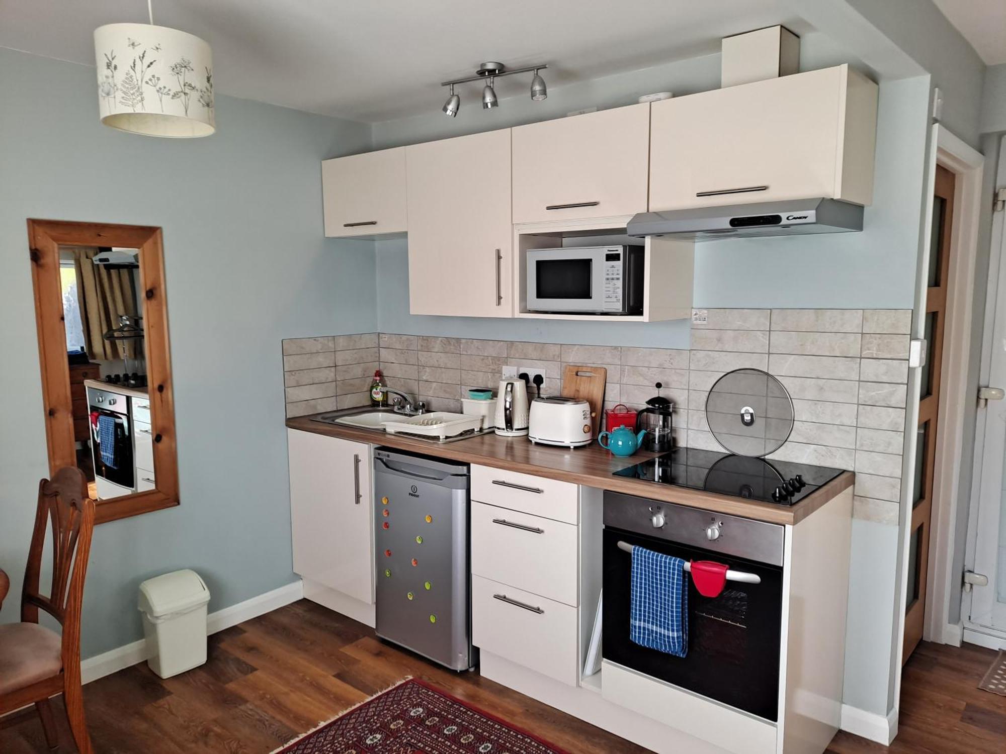 Cheltenham Studio Apartment Bagian luar foto